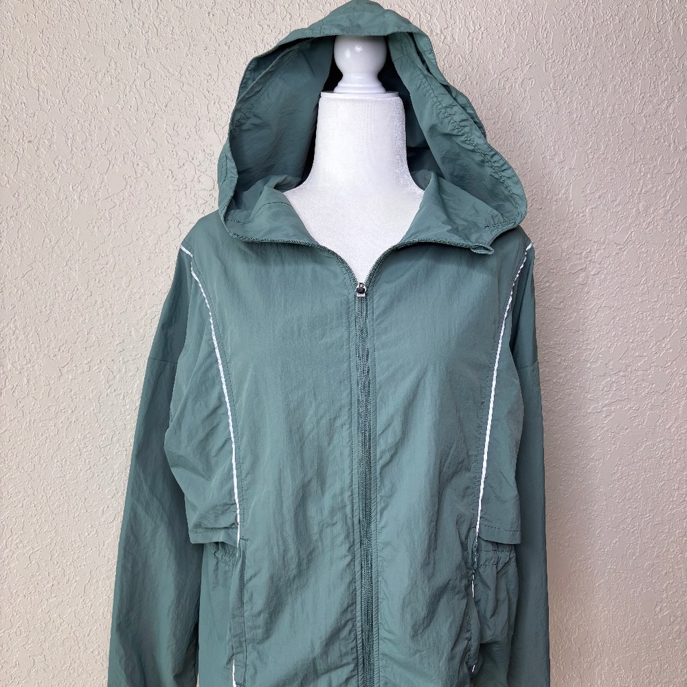 Freely Green Windbreaker Jacket Long Sleeve Outdoor Running Golf Women's Size L